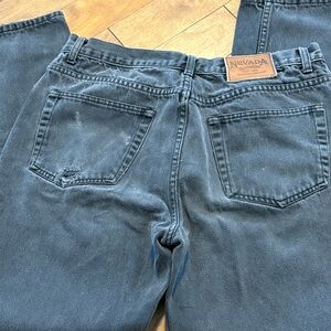 Vintage Nevada Relaxed Fit Jeans in Washed Black